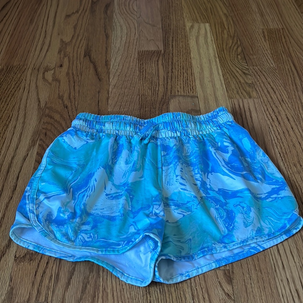 Active wear shorts